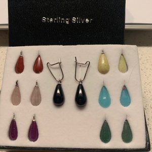 SET OF INTERCHANGEABLE DANGLE PIERCED EARRINGS